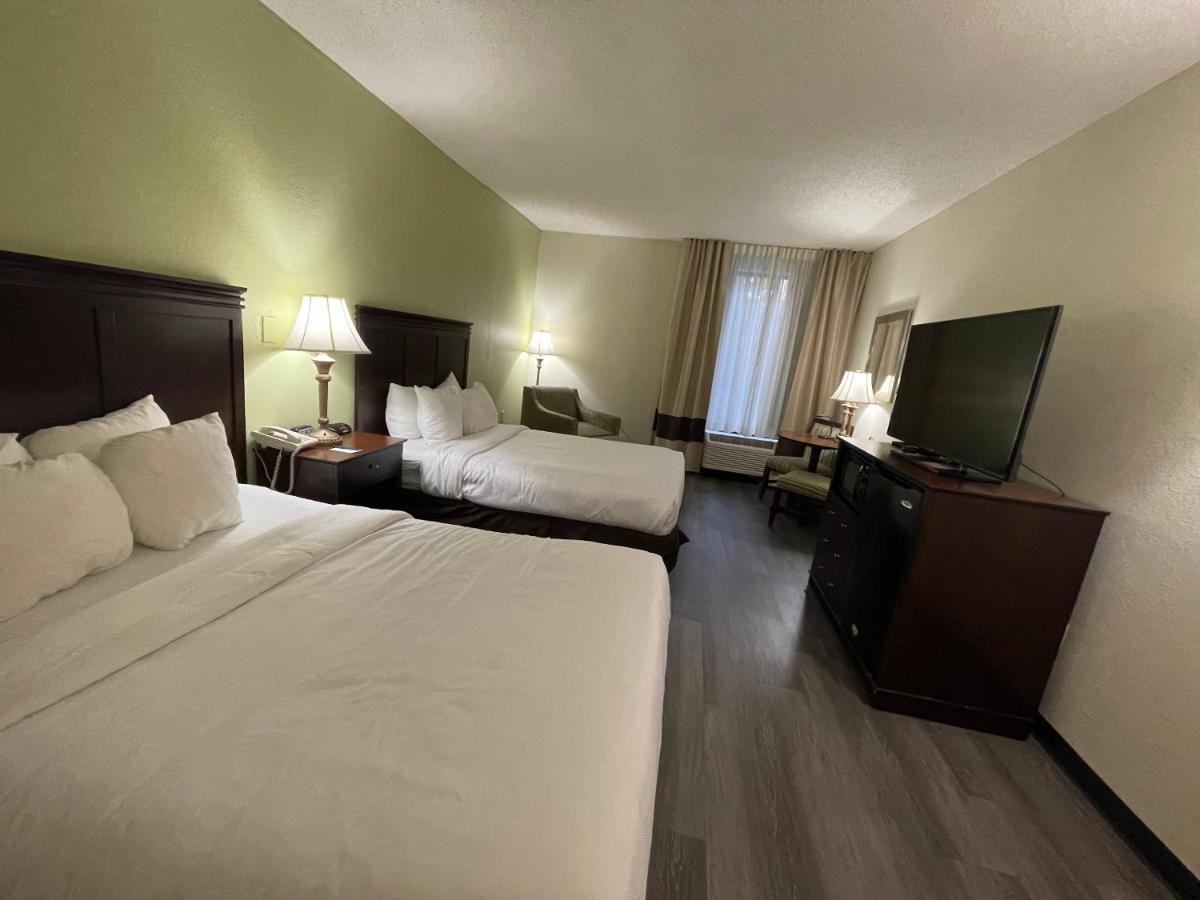 Comfort Inn Pinehurst - Southern Pines Exterior photo