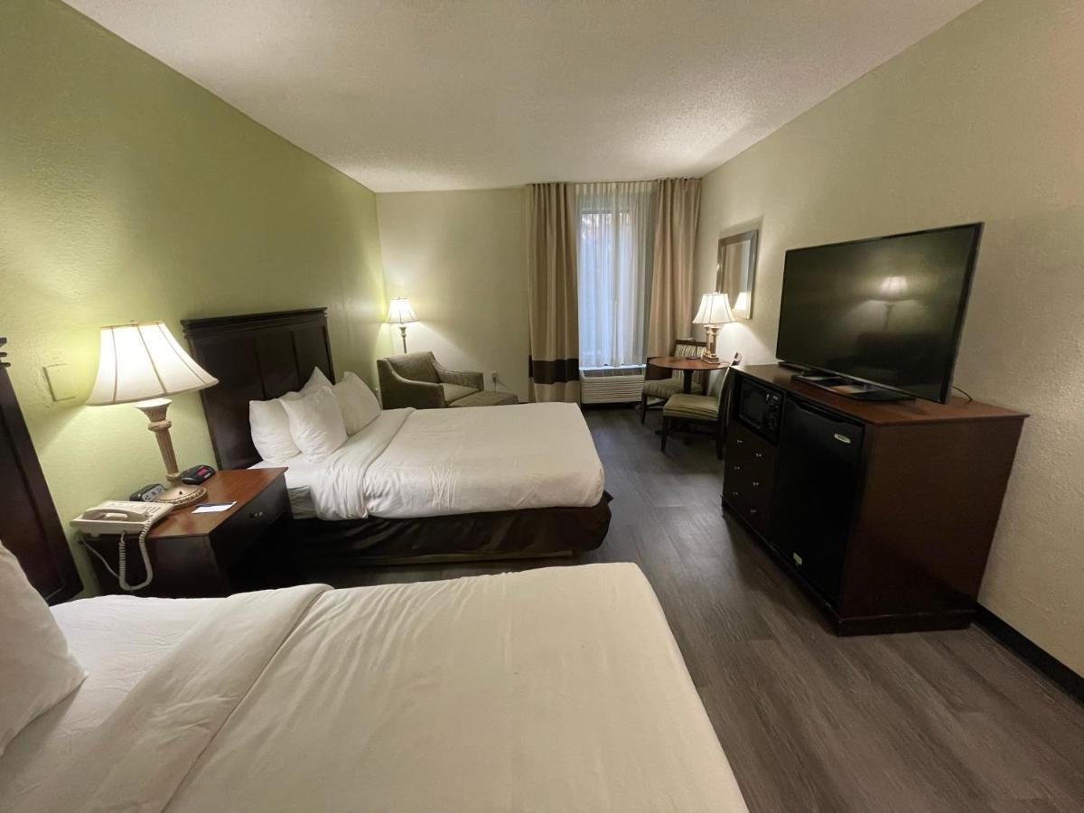 Comfort Inn Pinehurst - Southern Pines Exterior photo