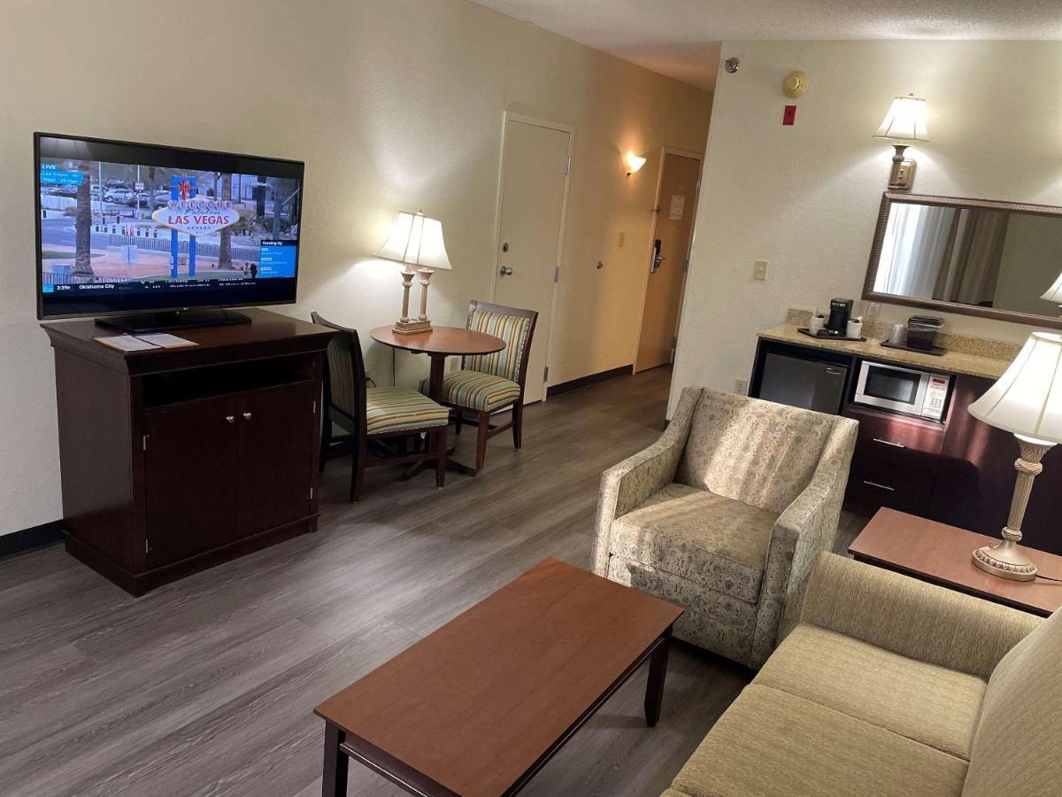 Comfort Inn Pinehurst - Southern Pines Exterior photo