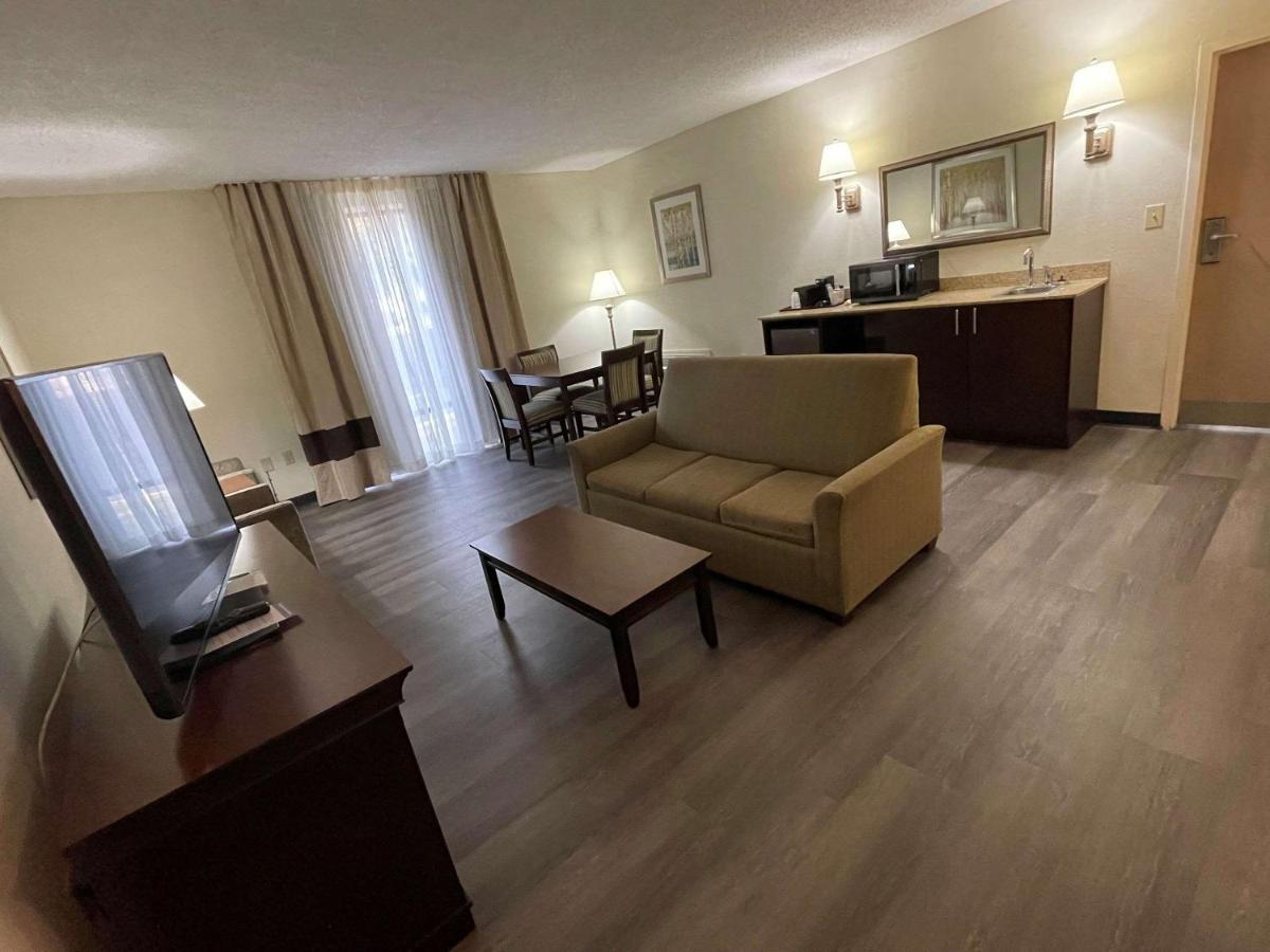 Comfort Inn Pinehurst - Southern Pines Exterior photo